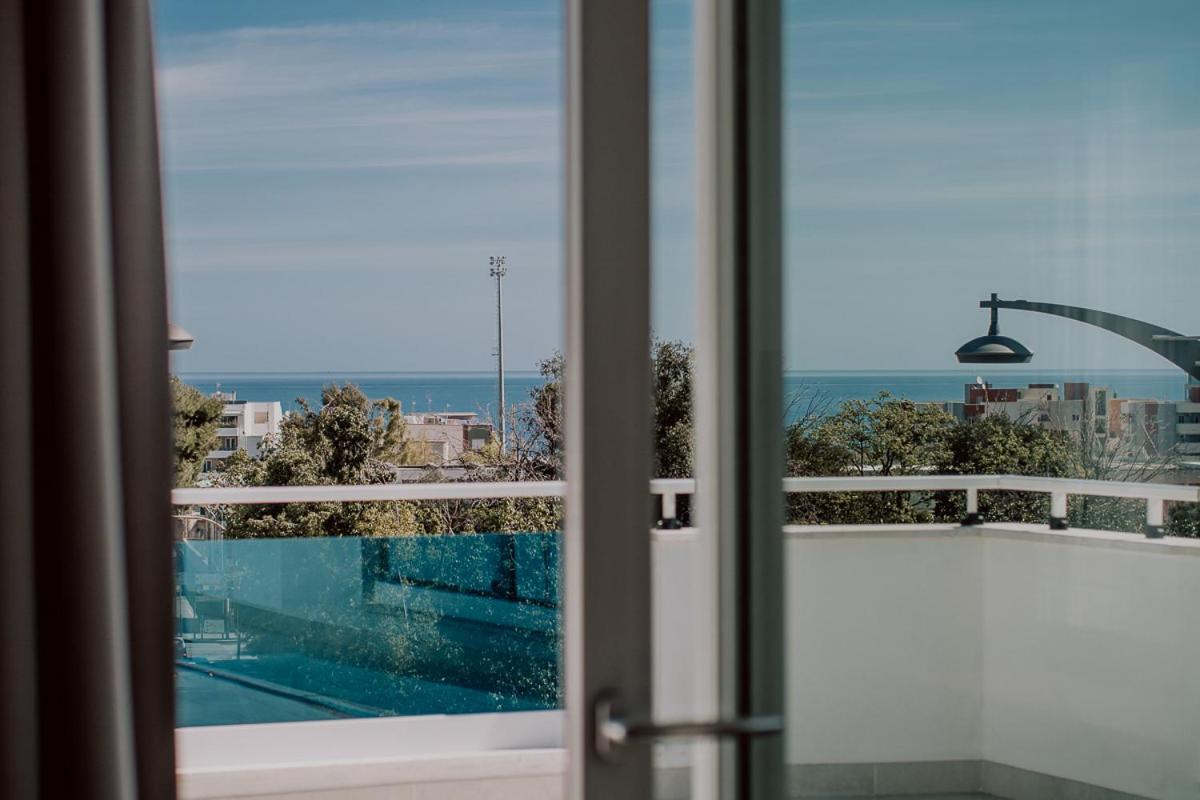 Suite Donna Edwige By Monholiday Monopoli Buitenkant foto